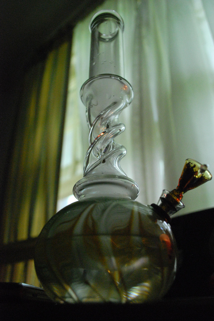 d-opaminergic:  Youth Culture &amp; Sour Smoke