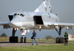 billytheidol:  Tu-22M 