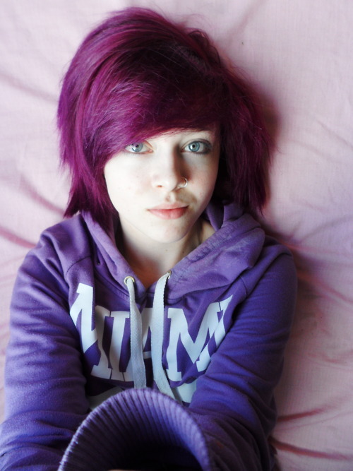deadlycollision:   Follow me for more Cuties :)     OMFG alex