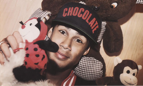 u make me complet.