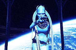  FAVORITE MOVIES » The Fifth Element (1997) ↳Multipass. 