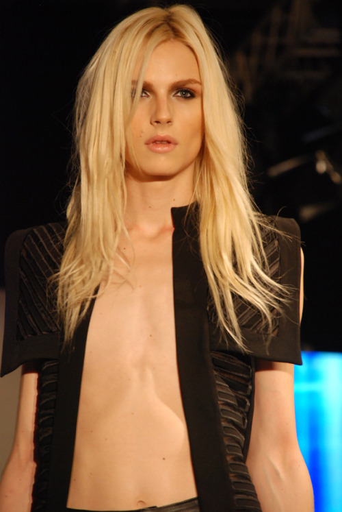 andrejpejicpage:  Andrej Pejic at Marmara Forum Fashion Week, Istanbul (#2) moda.milliyet.com