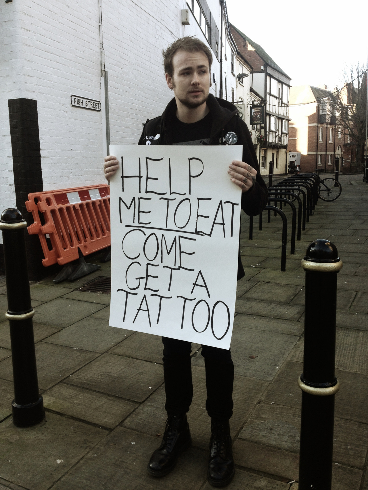 thisisthemaxwellmurder:  This Christmas think of your tattooists who aren’t making