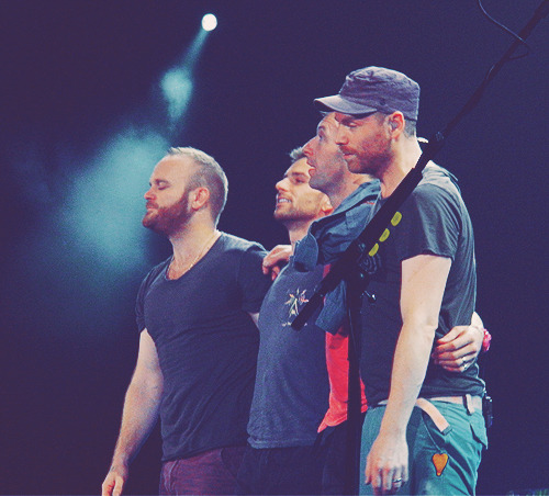 Will Champion and Jonny Buckland with a fan today in Gothenburg🇸🇪, via  /p/Cug17t_ISuq/…