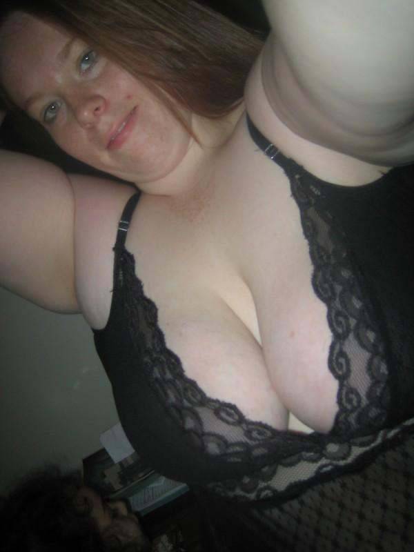 kenninlikesbbws:  Strawberry. 