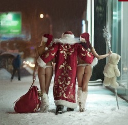 Perfect-Curves:  Merry Christmas To All And To All A Good Night.