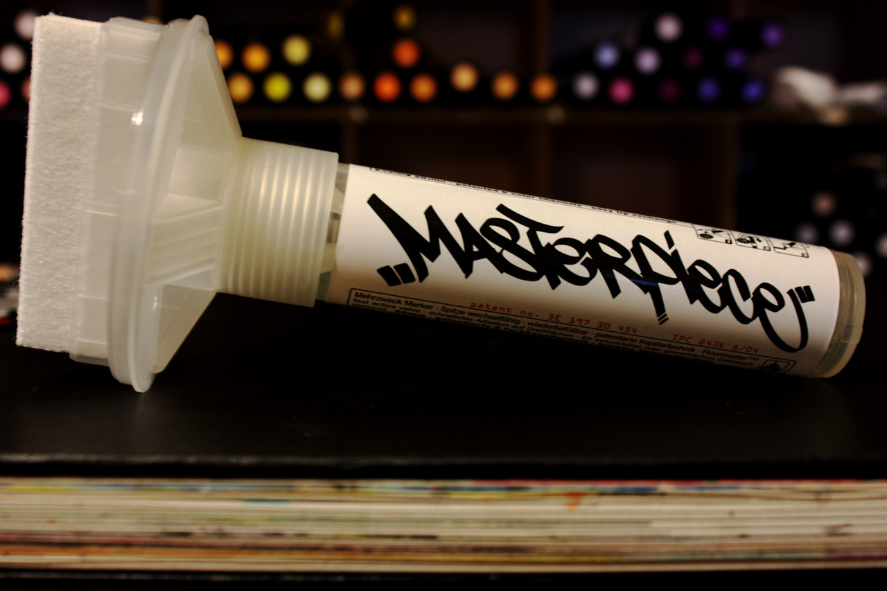 stwblackbook:  Molotow 711FM Empty Paint-Marker(not for long) 