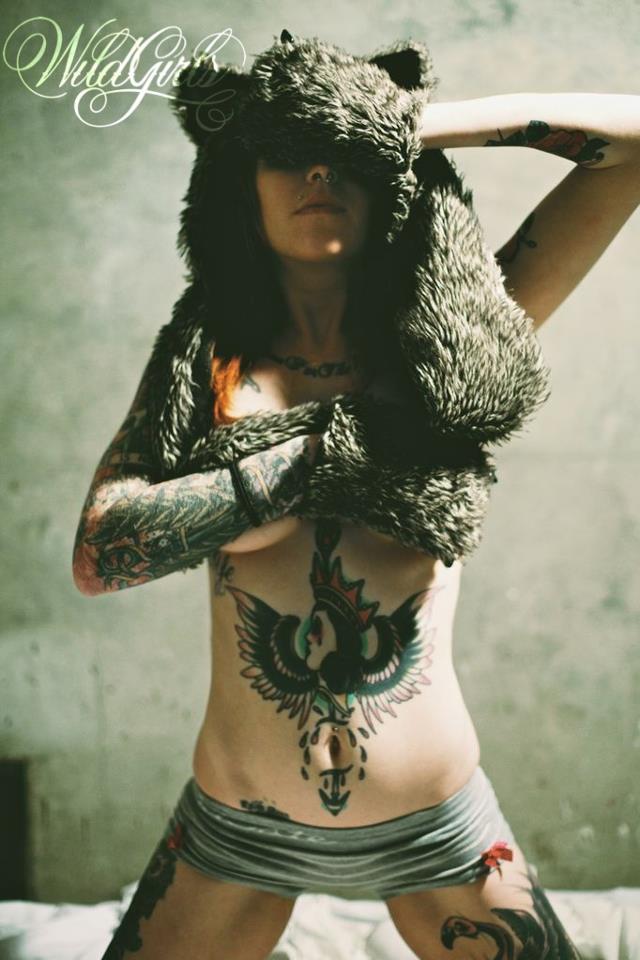ohmygodbeautifulbitches:  Miss Sarah Louise 