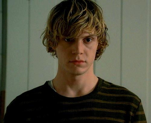 witchglitter:  land-of-the-sun:  s—ecure:  im in love with you   no Tate, I’M in love with YOU ;___;