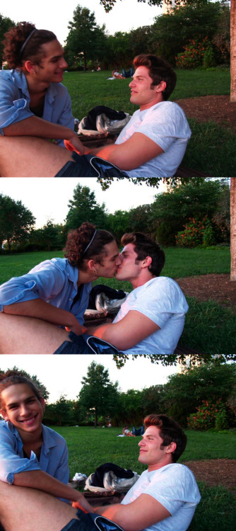gaykissesandlove:  Hey I’m Alexander! This was a great shot my friend took of my boyfriend and I back in the summer of 2008 in new york… some of the best days of my life <3  http://realitivitization.tumblr.com/