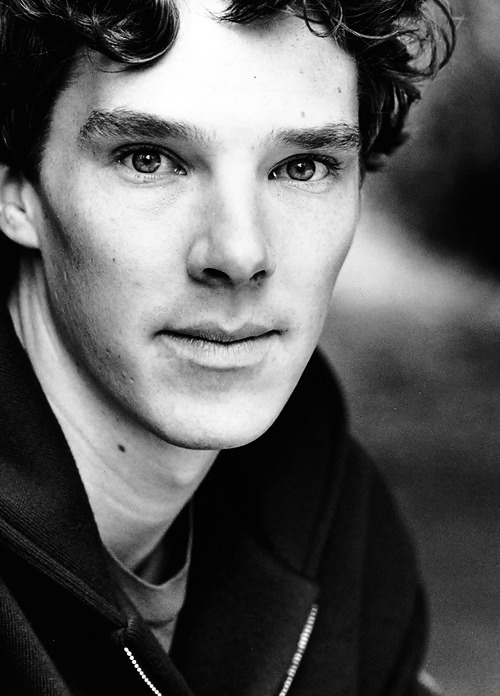 Benedict Cumberbatch6/∞ of my never ending list of sexy and amazing people