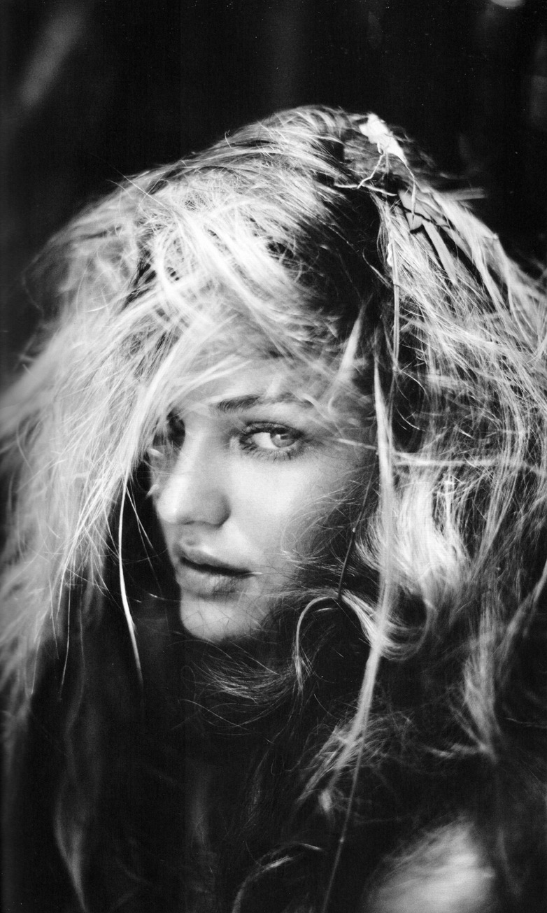 ahimsa-soul:  strangelycompelling:  Model - Candice SwanepoelPhotography - Russell