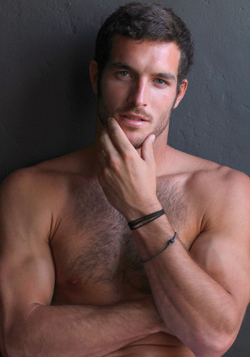 amanthing:  Visit amanthing Hunk Edition Blog