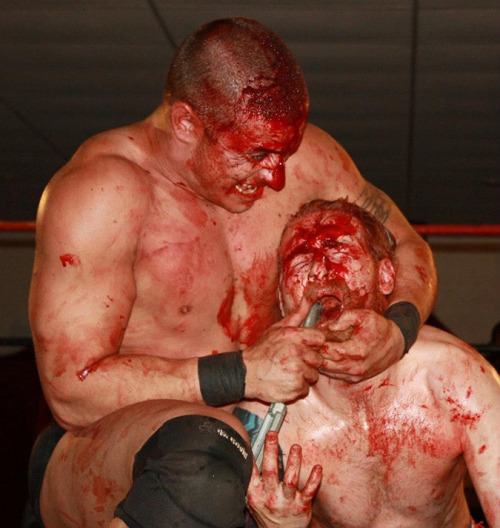matflex:  Extreme Wrestling Gore Fest, A Scene So Extreme It’s Hard To Ignore the Homoeroticis