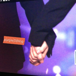 sweetsmirk:  121130 MAMA KYUMIN’S HAND