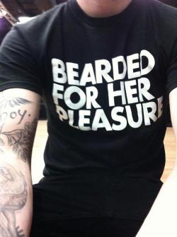 kinkyrainbowkitty:  masteryourpet:  You know it  I want this for Master. He has an amazing beard and I love it! ❤❤ 