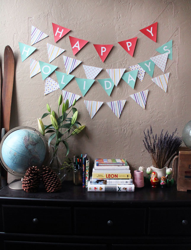 Today’s super simple holiday hack? Pennant Flag Banners (printables included!).