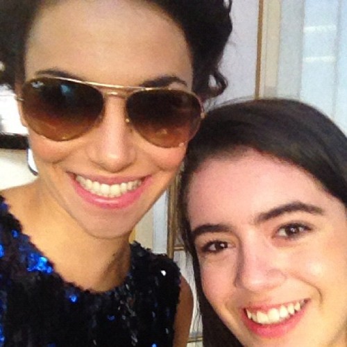 chaymel4ever:  MelAr hoje antes do show 