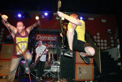 tbubbles:  Stick To Your Guns 