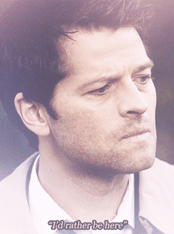 heartmecastiel:  how do people not see them as romantic