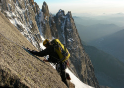 bigwesternsky:  Aiguille Verte summit, Mont Blanc by tel est Marc 