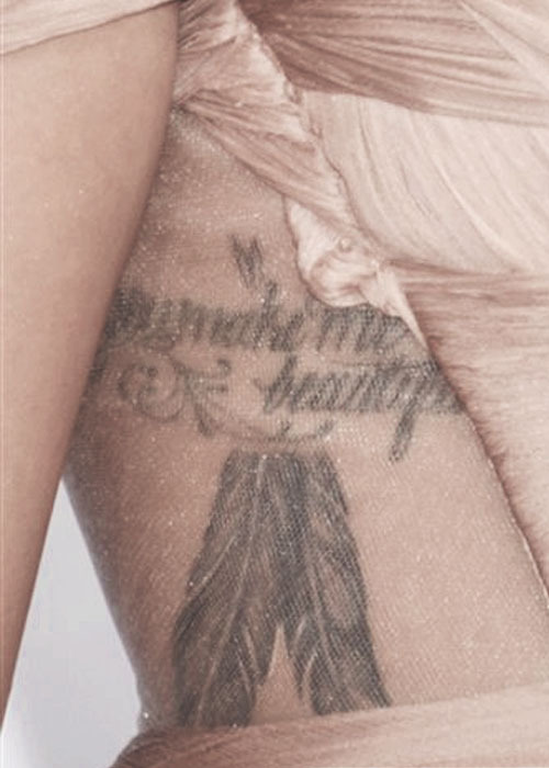 vahnae:  Demi + Tattoos. 