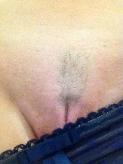 hopefulwifeexhibition:  Photos of my wife in a change room