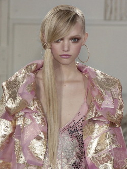 gemmawardfanclub:  Gemma Ward at Christian Lacroix Spring 2005 