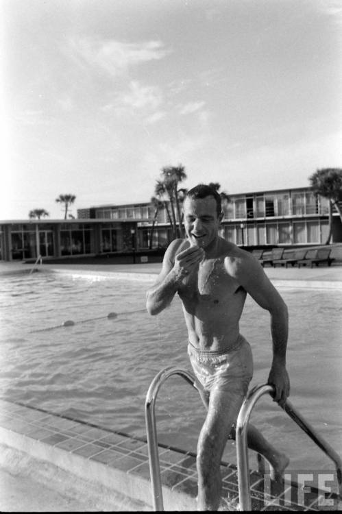 justatheatrekidwholovesspace: complex34: lightthiscandle:  Scott emerges from the pool, 1962-ish.  I