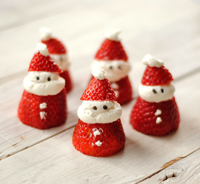 smilestones:Santa Strawberries