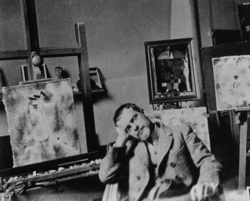 Porn photo dominusvenustas: Klee, Red Balloon, 1922