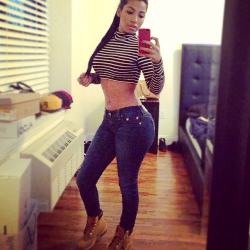 mannypakbeloud:  Delianna Urena❤😍😘  BAM!