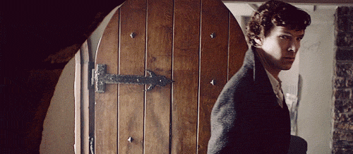 chancemaycrown:  morsstupebit:  getsherlockinmybed:  The eyesex is killing me….