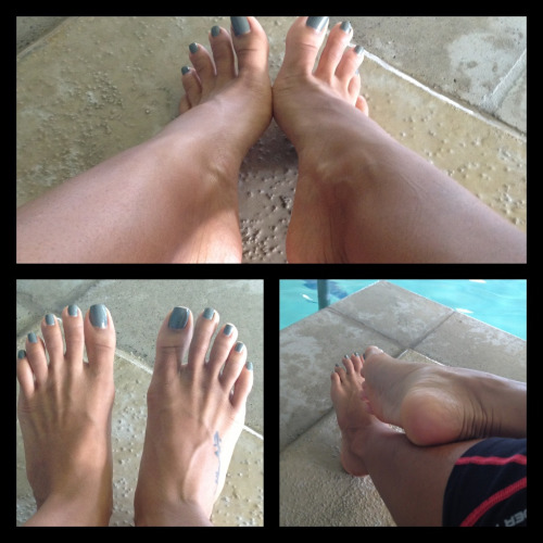 beautoeful:  Thanks to one of my most loyal followers. I finally got my toes done :)