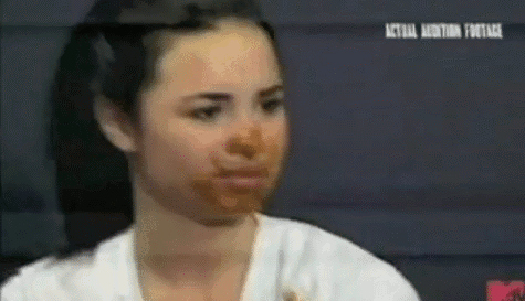 demi-my-smile:  alguém me manda esse video ? é do que ?