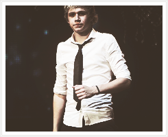 niallslaugh-deactivated20160601:  Niall Horan + Suits 