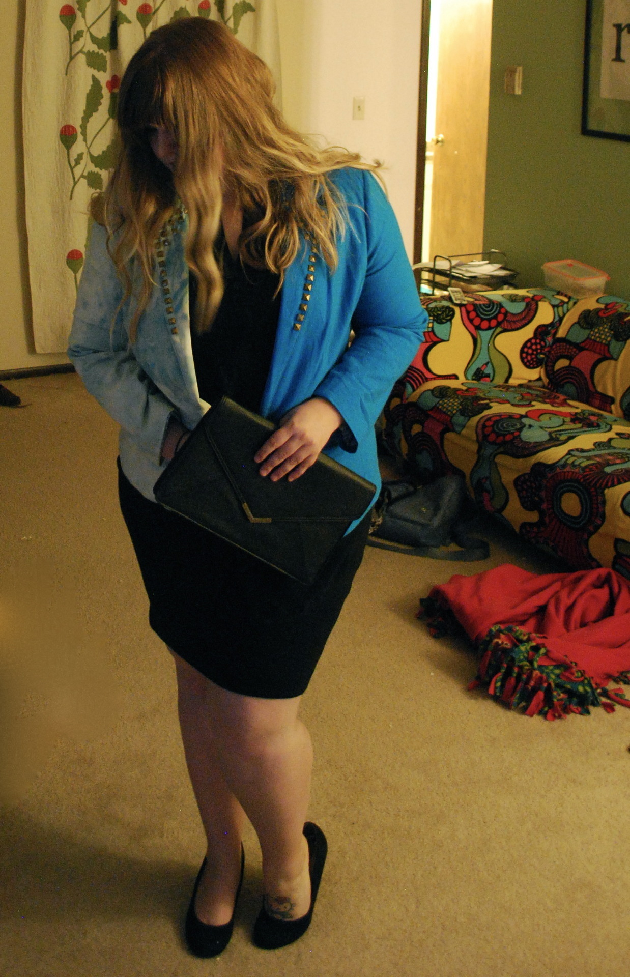ribcagefiligree:  104/365.2 I might just wear this thrifted blazer that I bleached
