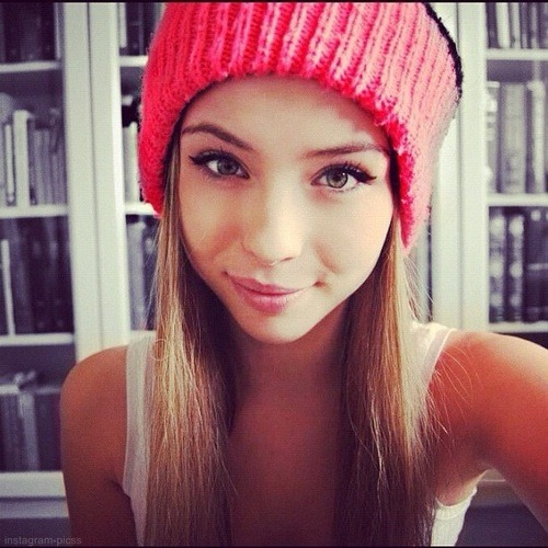 HottiePics