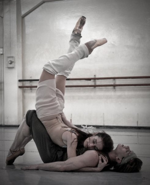 iwantadamntutu:   100% ballet blog! 