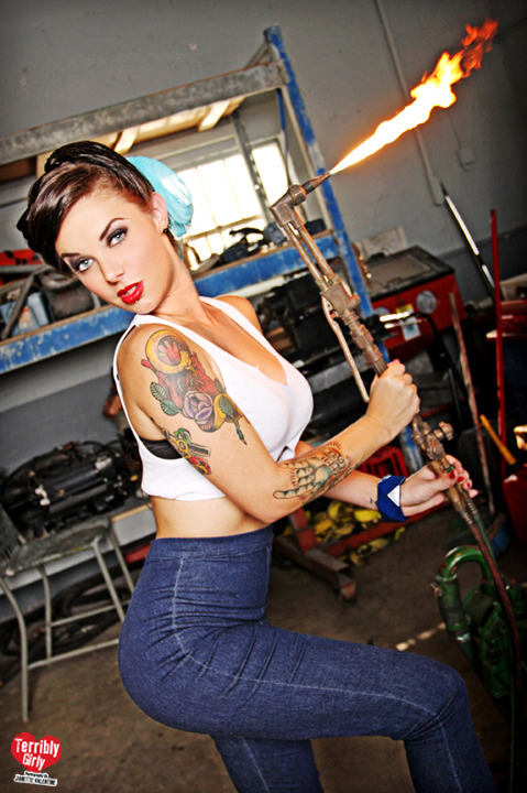 sarahnicolelovee:  Ashley Dean. 