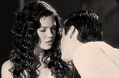 smile-it-s-free:  CTM:c no me hagan llorar que la vi en la madrugada y ando con la