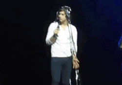 ed-and-da-boys:  tomlinshire:  styles-steals-my-breath:  I can’t fucking wait to see the shit he pulls on stage during this tour. adorable idiot.  u ok  I love you 