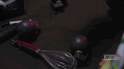 enasnivolz:  k969:  Harley Quinn juggles her bombs  Taraaaa <3 
