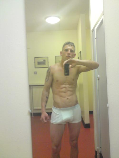 XXX ukmilitarymen:  Want him!  photo