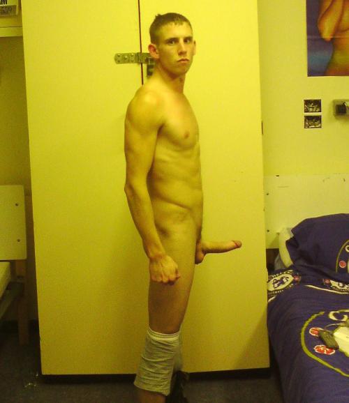 ukmilitarymen:  Want him!  adult photos