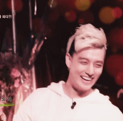 chesskidgaf2:  121201 Kpop Tasty Road e04 eli has a fanboy. 