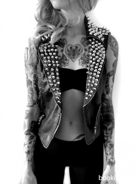 besttattoogirl:  fashion tattoo girl