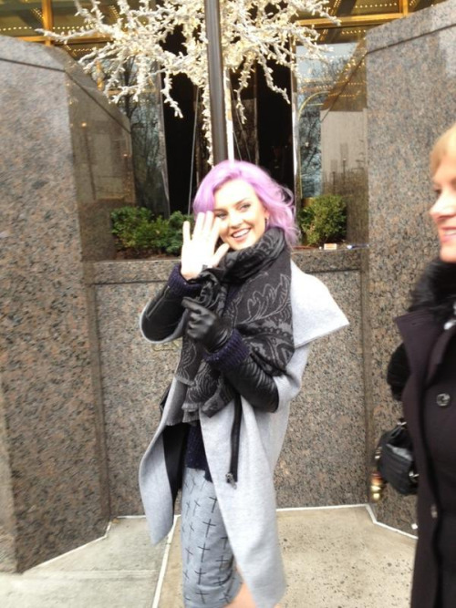 littlemix-news:Perrie outside the hotel today