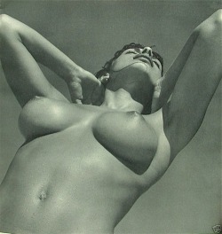 nudevintage.tumblr.com post 37054554547