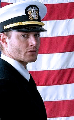 fangirlgeekout:Apparently Jensen was in a production of the play A Few Good Men. There are more phot
